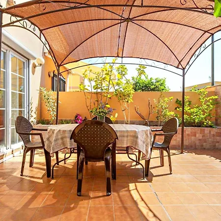 Casa Golfin - Colorful House With Large Terrace In The Sunny South 度假居 阿罗纳