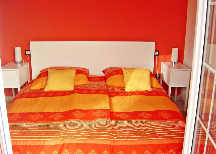 Casa Golfin - Colorful House With Large Terrace In The Sunny South 度假居 *