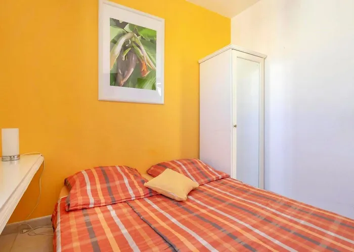 Casa Golfin - Colorful House With Large Terrace In The Sunny South 펜션 *