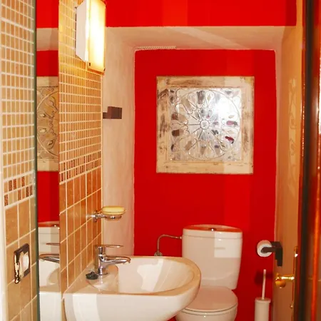 Casa Golfin - Colorful House With Large Terrace In The Sunny South Hébergement de vacances