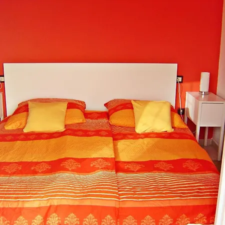 Casa Golfin - Colorful House With Large Terrace In The Sunny South בית נופש *