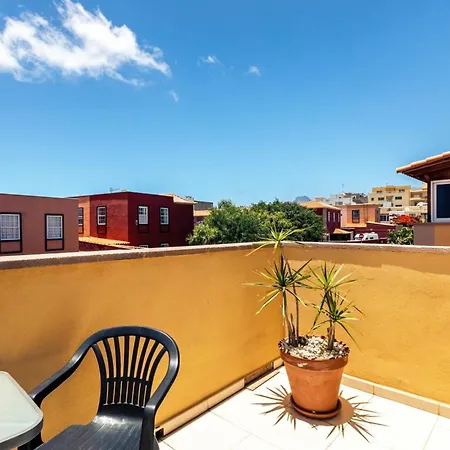 Casa Golfin - Colorful House With Large Terrace In The Sunny South *